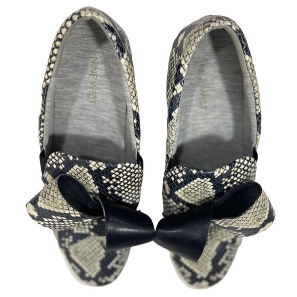 NINE WEST Women's Leather Faux Snakeskin Slip Ons Size 8.5 Med Sneakers Bows EUC - Picture 14 of 14